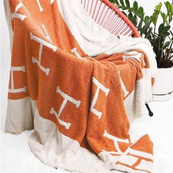 Orange Blanket slippers combo - Picture 2 of 9